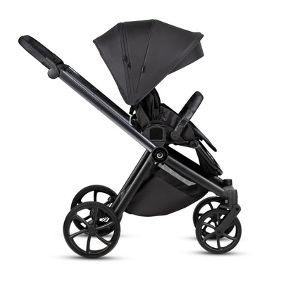 Tutis MIO3+ Black Edition 2-in-1 Stroller – Obsidian 060