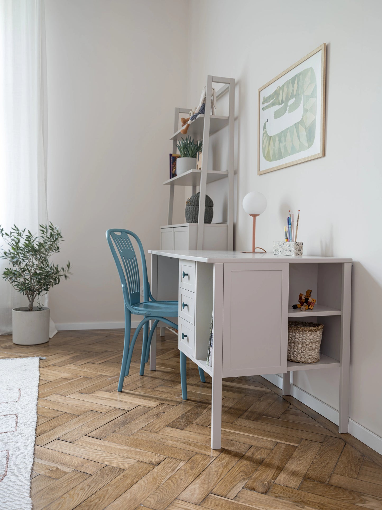 Wood Luck Design - Vintage - skrivebord til børn og teenagere – cashmere