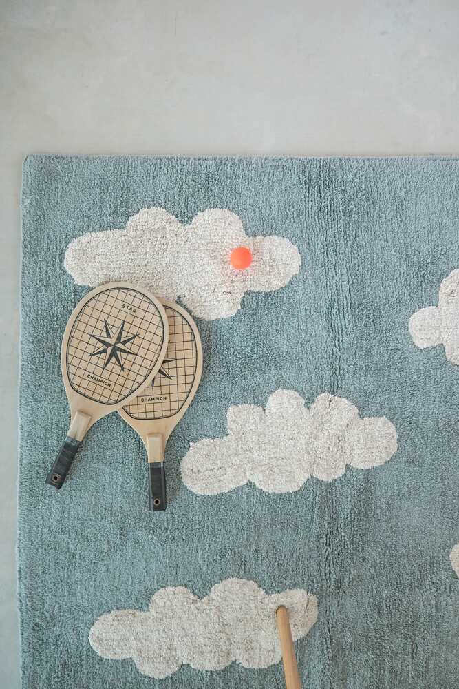 Lorena Canals vaskbart gulvtæppe – Clouds Vintage Blue 120x160 cm